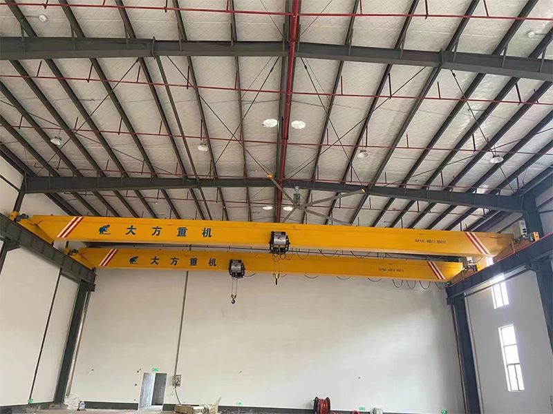 新中式單梁起重機(jī)