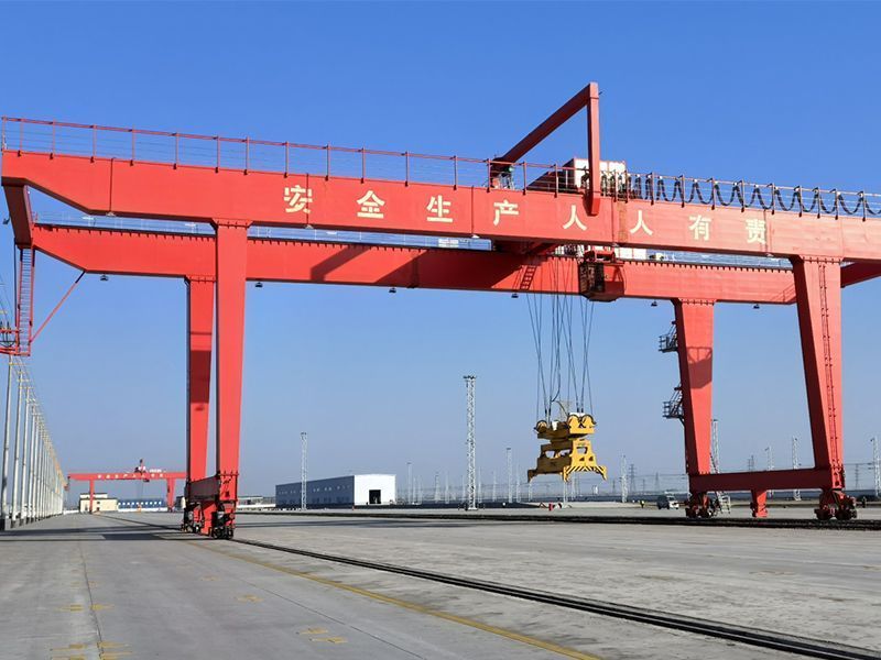 GJM40.5t35m集裝箱門式起重機