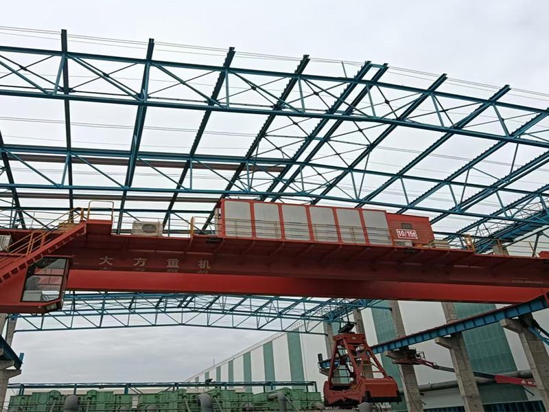 QN15/10t28m智能吊鉤抓斗兩用起重機(jī)